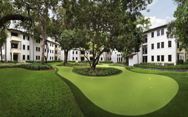 Cloister At The Boca Raton