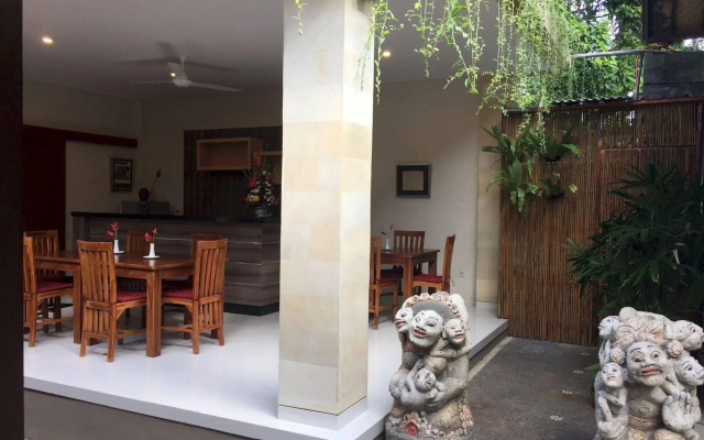 Teja Homestay