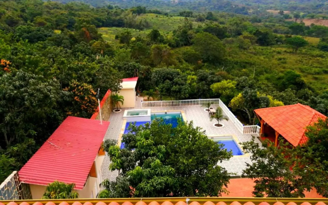 Casa Quinta Campestre con Piscina Privada Anapoima