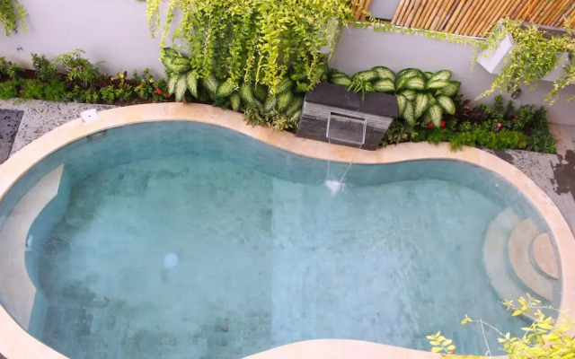 Rusty Seminyak