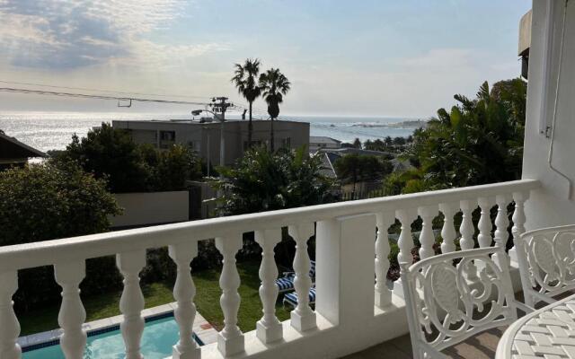 Villa on Camps Bay Drive