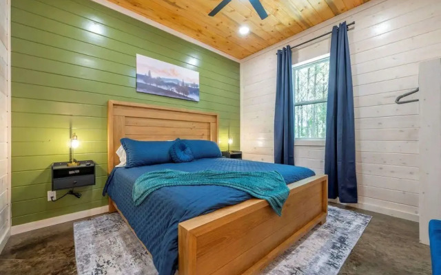 Starlight Retreat 12 Guests