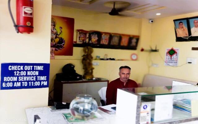 Hotel Madhuwan Heights