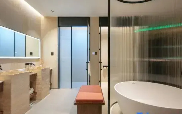 Mulin Riverside Hotel