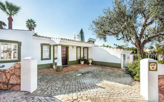 Villa Cardona