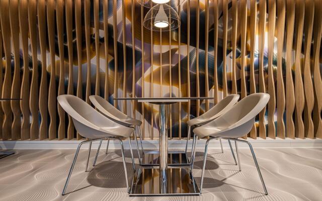 Prize by Radisson, Bern City