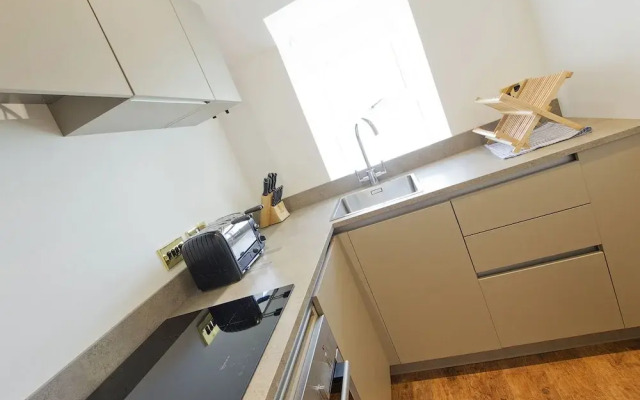 Jan De Groote Suite - 1 Bed Penthouse