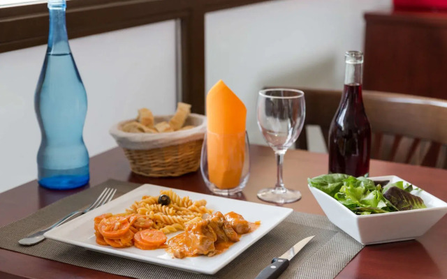 The Originals City, Hôtel Hélios