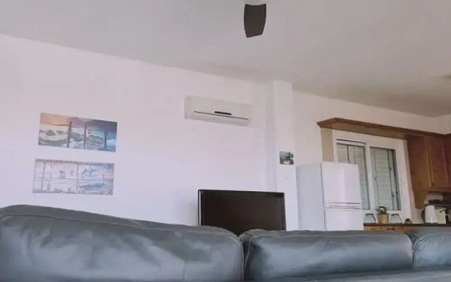 21 KAP - Frederick Penthouse