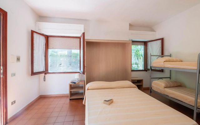 Hotel Mira