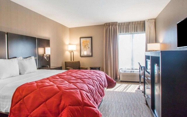 Greenstay Inn & Suites CourtView