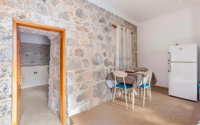 Stone tower's east mani