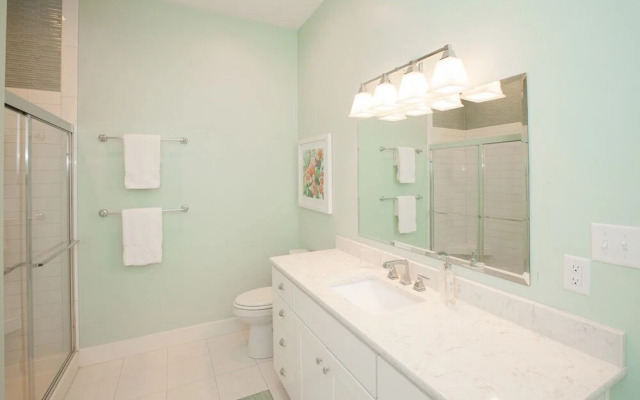 Blue Horizon - 10 Br Home