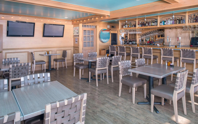 Best Western Edgewater Resort