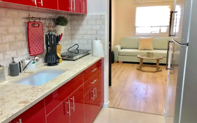 2 Bedrooms Apartment " Marcheliz " in Bat-yam