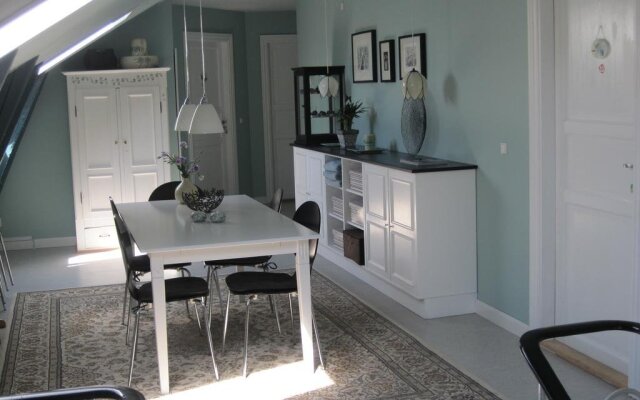 Holmegaard Bed & Breakfast