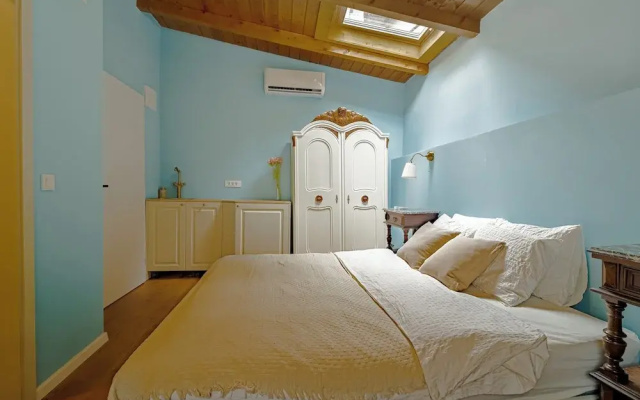 The Vlasta Collection Rooms