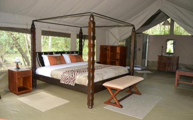 Mara River Camp