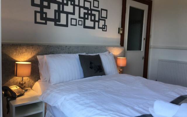Comrie Hotel