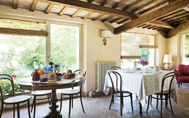 Casa Ezelina Bed and Breakfast