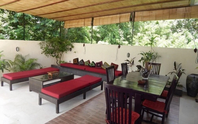 Villa Shanty