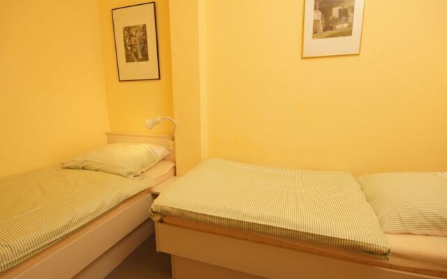 "residential Residence" Modern Retreat