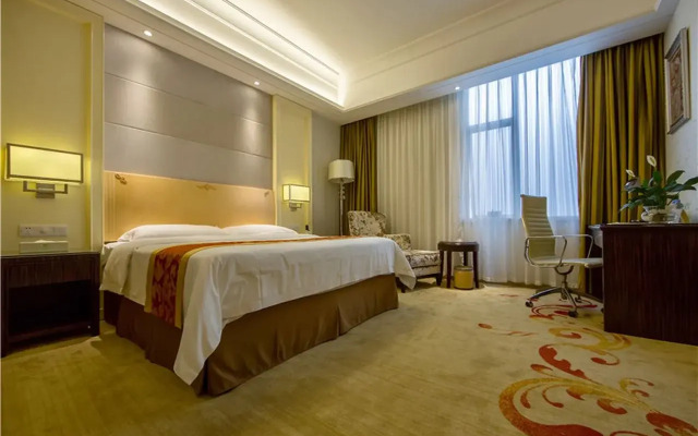 Vienna Hotel Jiangmen Heshan Huamao Branch