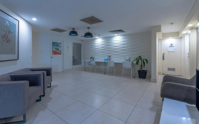 Abbey on Roma Hotel & Apartments