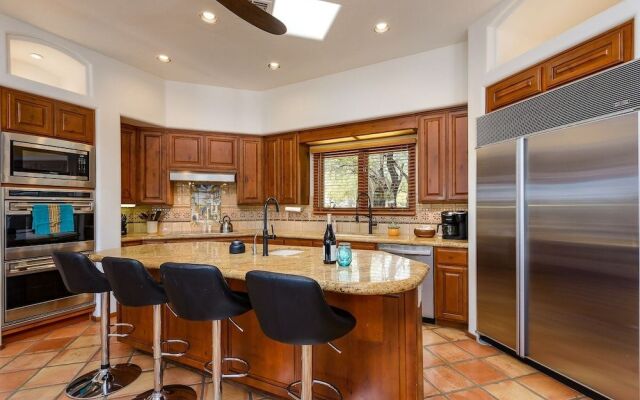 Casa Sanctuary 5 Bedroom Home by Redawning