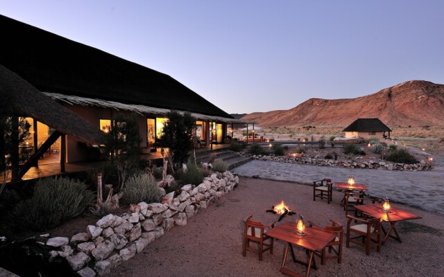 Sandfontein Lodge & Nature Reserve