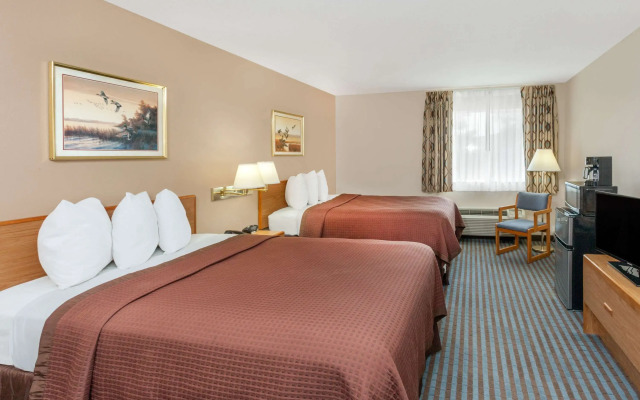 Days Inn by Wyndham Charleston