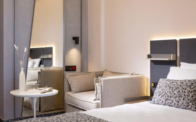 Pearl SeaBreeze Suites