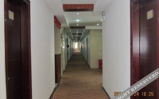 Zhaoyuan Business Hotel