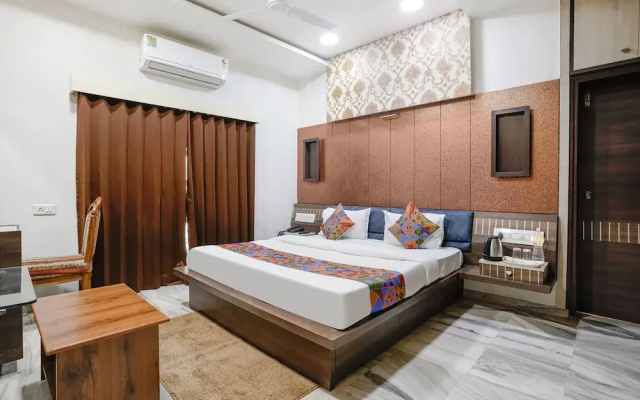 Fabhotel Rest & Peace