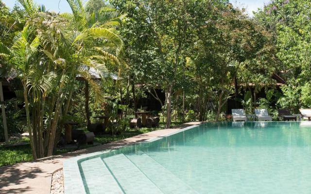 Palm Village Resort & Spa