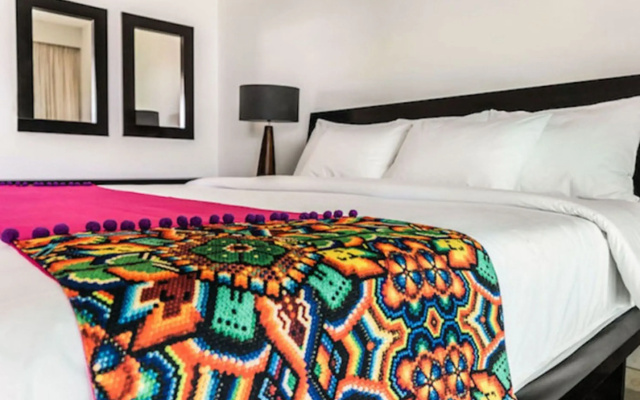Casa Coral - Luxury Condos