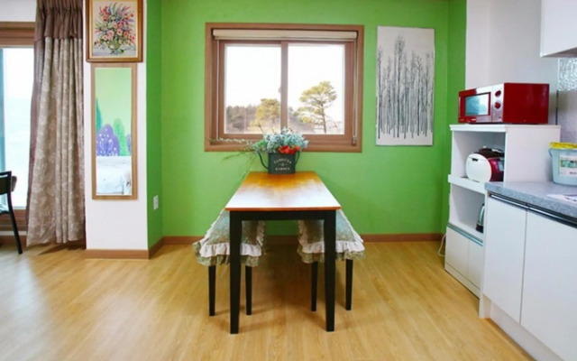 Anseong Pension Ddeulanche