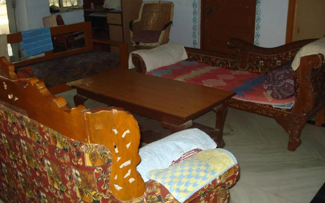 Raghav Resort