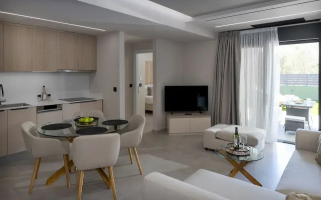 Potame Suite by Estia Garden View