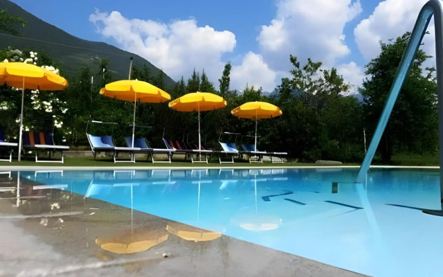 Hotel FleurAlp