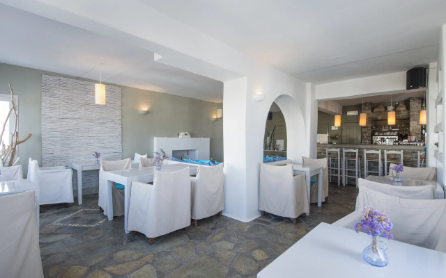 Kanale's Rooms and Suites
