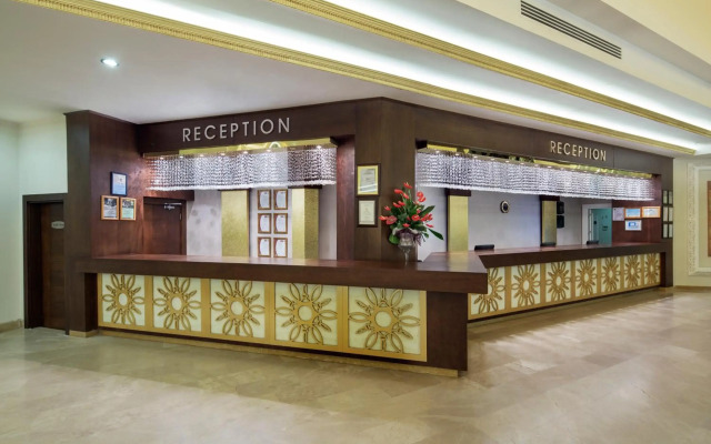 Crystal Tat Beach Golf Resort & Spa - All Inclusive