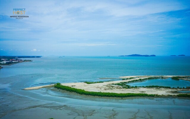 Imperio Residence Seafront by Perfect Host