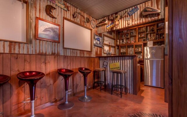 The Mountain View Retreat