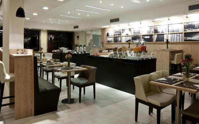 Mercure Sao Paulo Pamplona Hotel