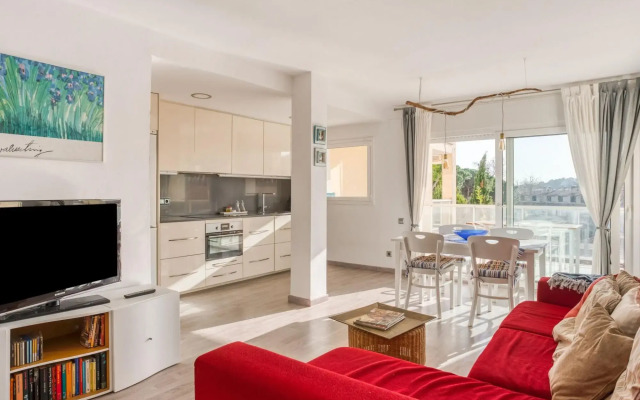 Nice apartment in S'Agaró with pool