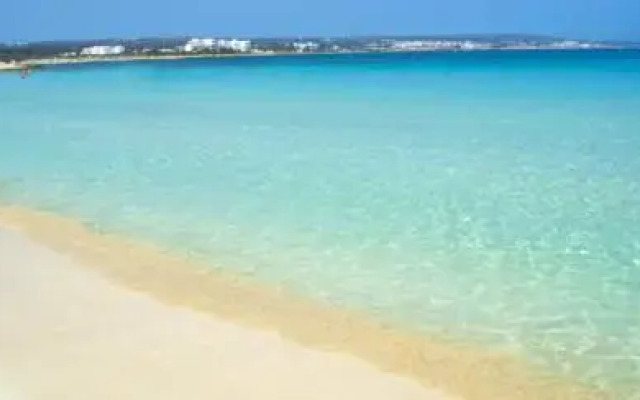 Your Dream Holiday Apartment in Paralimni, Paralimni Apartment 1215