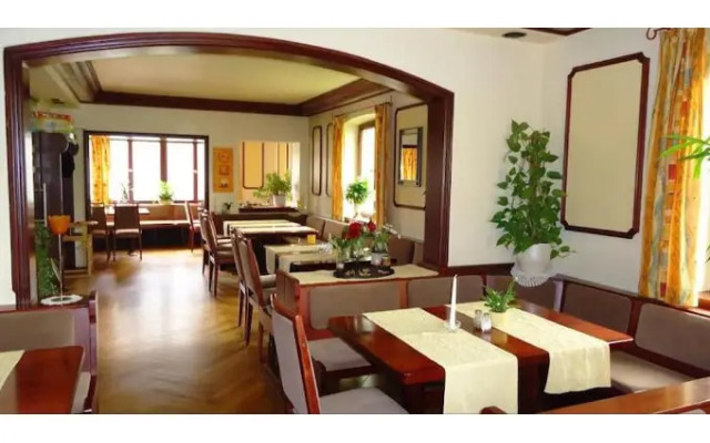 Hotel Koenigsaecker