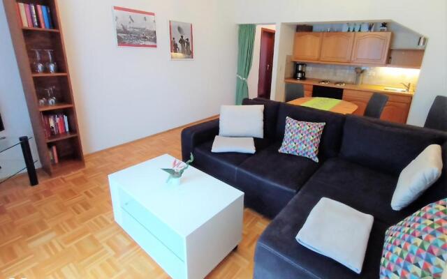 BodenSEE Friedrichshafen City Apartment "WALTRAUD"