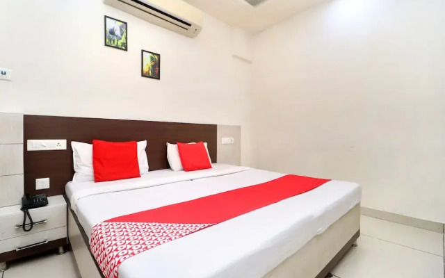 Hotel Batra